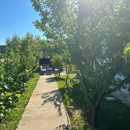 Appartamento Miloen Gjiri I Lalzit